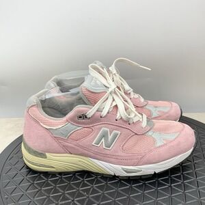 New Balance 991 Sneakers Women Size 7.5 Shoes USA Pink Suede Leather SPOTS‎